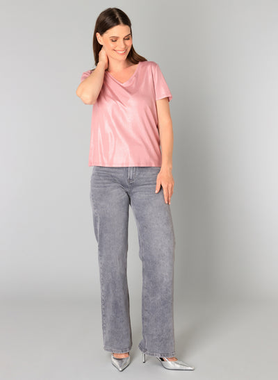 Yest - Genelia Essential glansandi "metallic" bolur