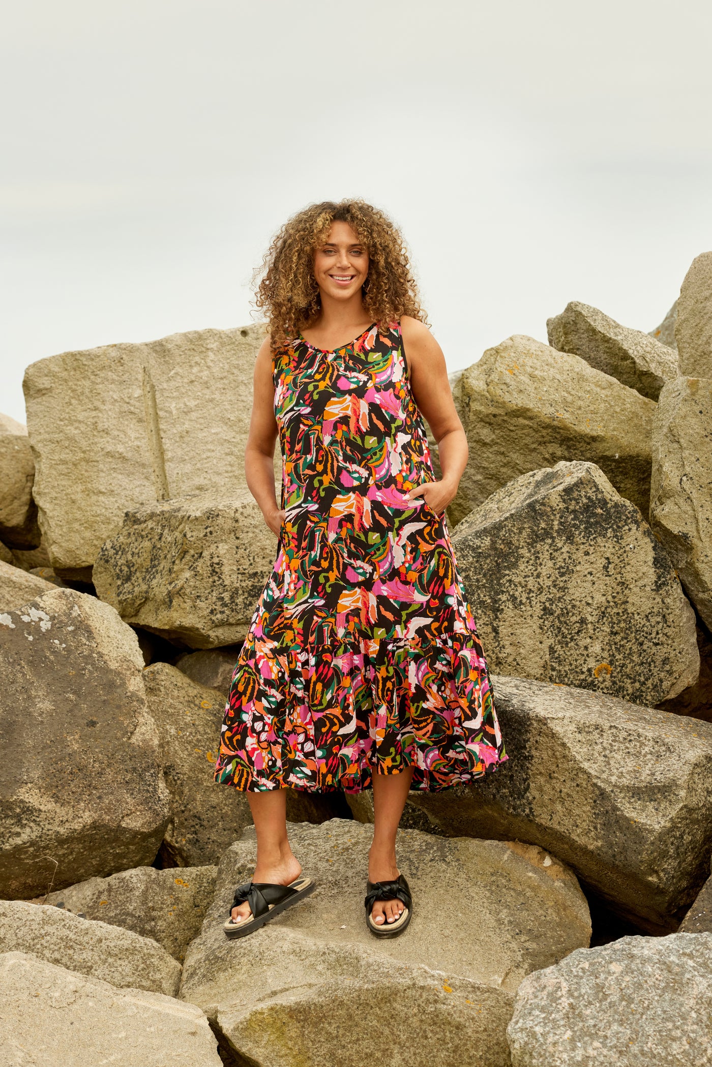 Zhenzi - Gody síður ermalauskjóll með mynstri