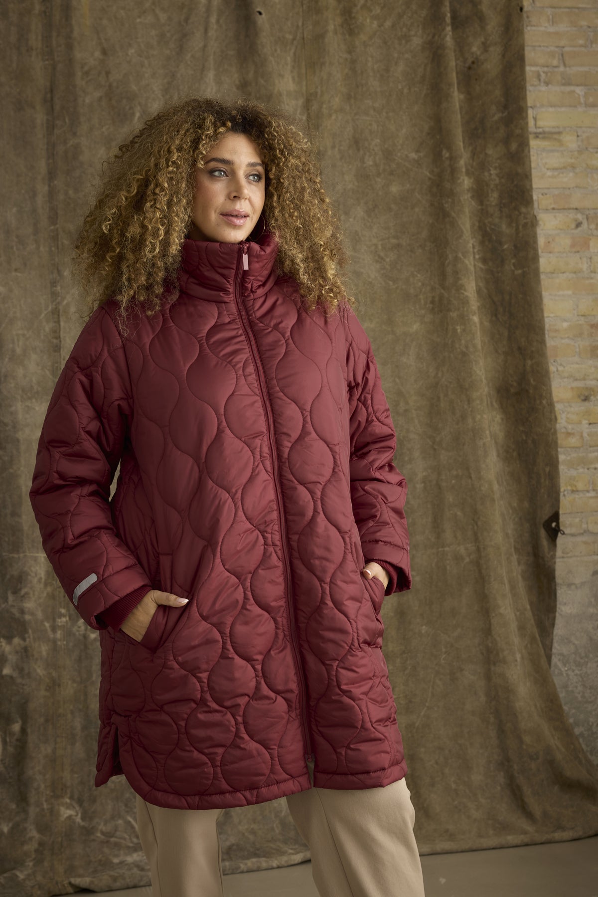 Zhenzi Tinley 872 hálfsíð létt úlpa