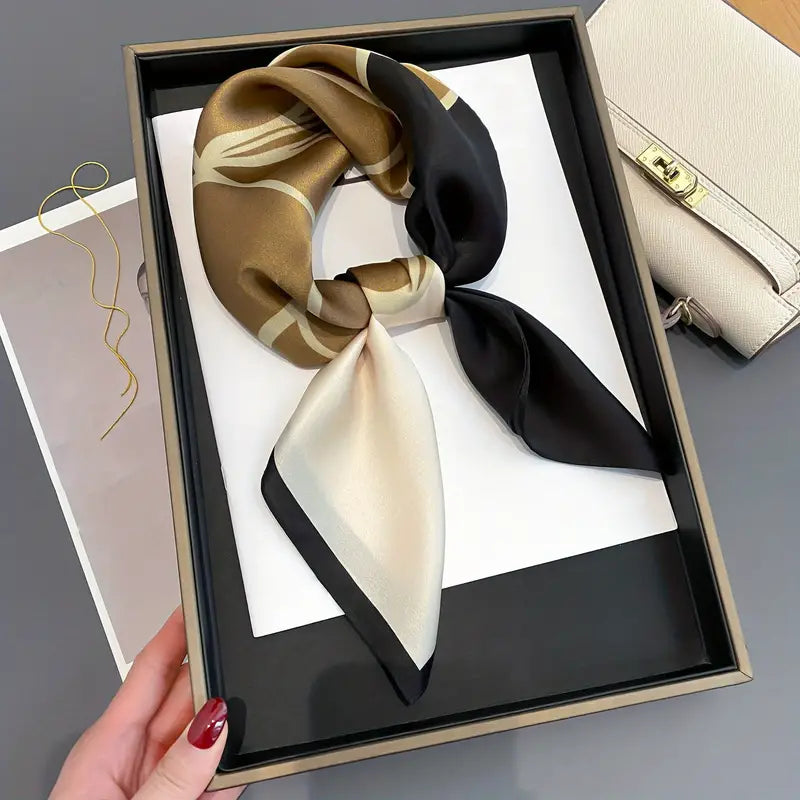 Atlas Road - slæða með sætu blómamynstri