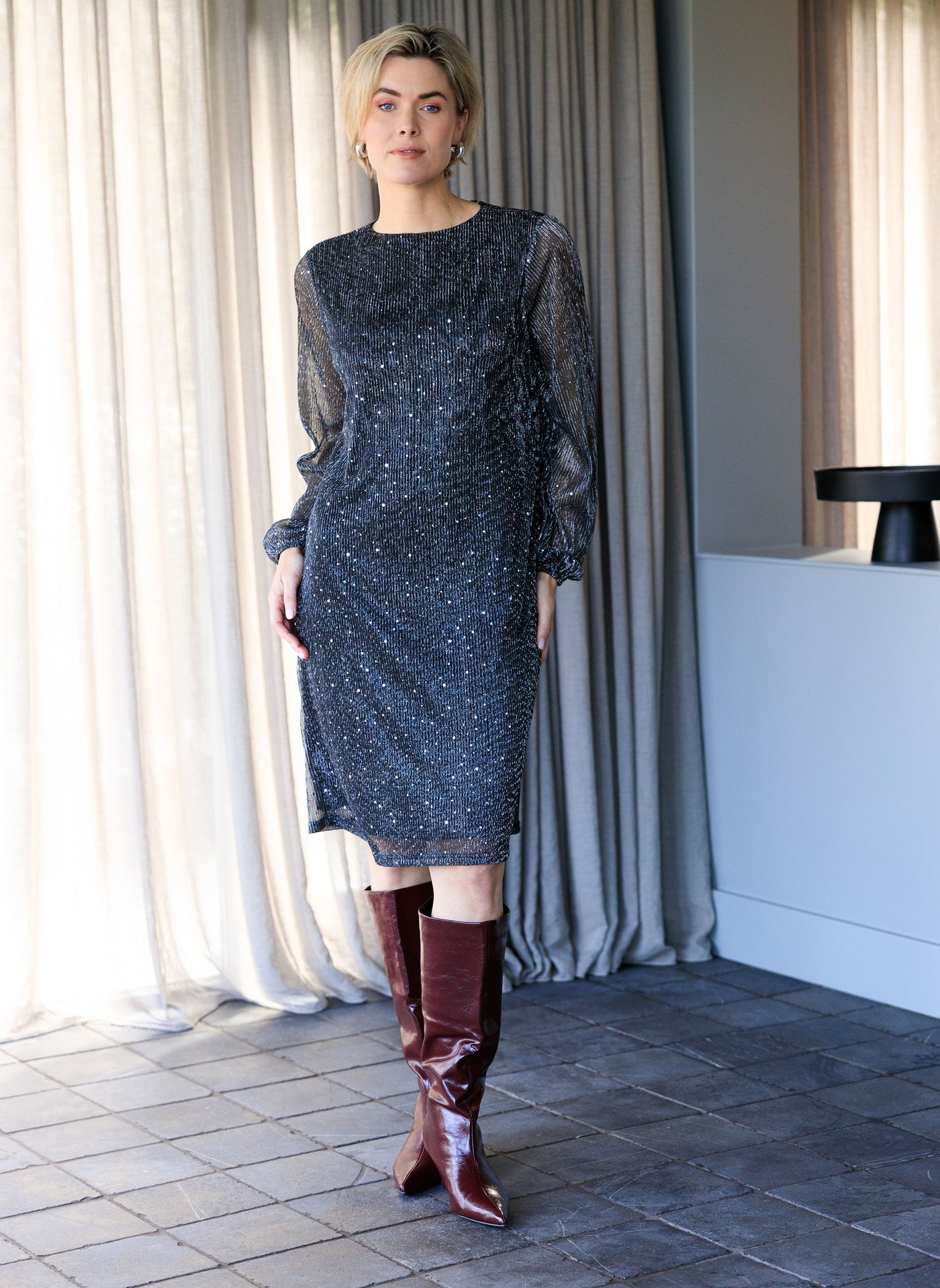 Ivy Beau - Angela glimmer kjóll