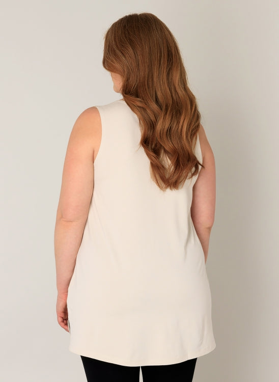 YestA - Base Level Curvy- Abbigail (Monica) Toppur