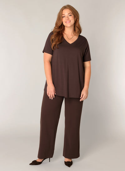 YestA - Base Level Curvy - Alba stuttermabolur