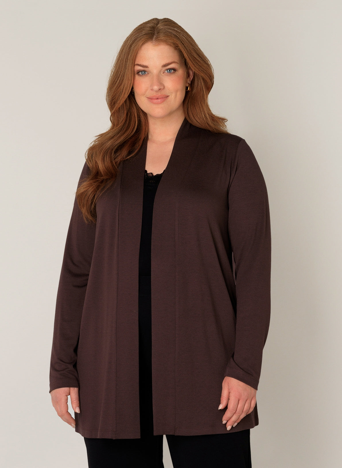 YestA - Base Level Curvy - Ayla, opin peysa