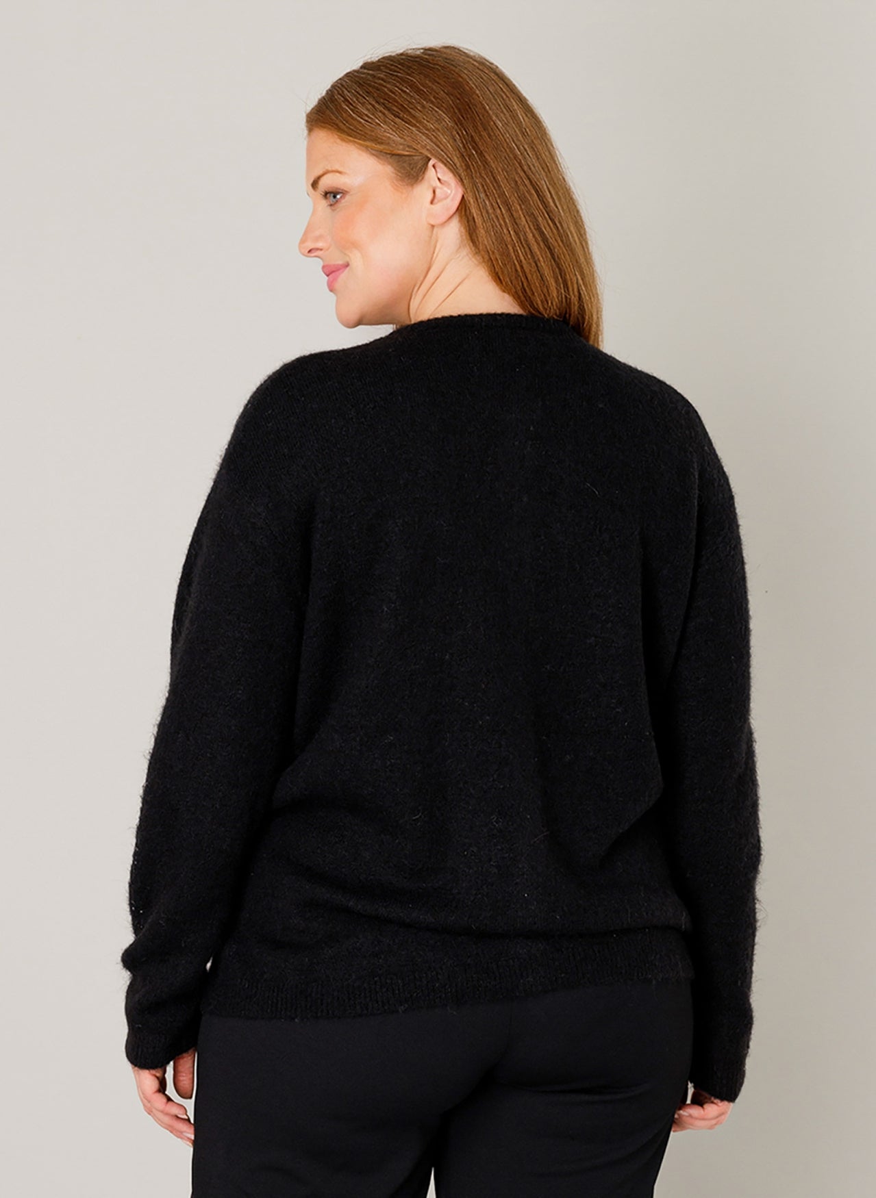 Yest Curve - Yulia hneppt peysa