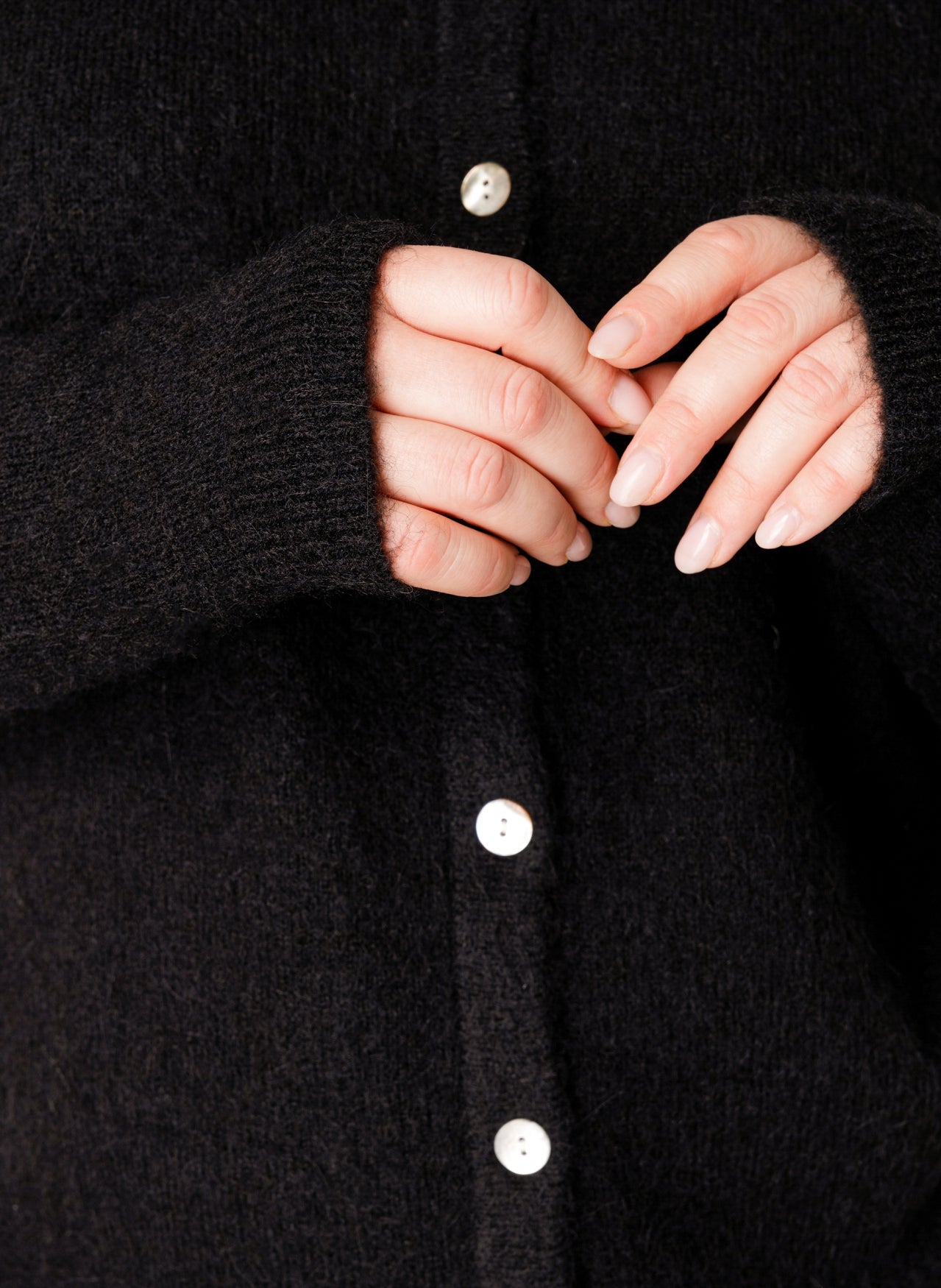 Yest Curve - Yulia hneppt peysa