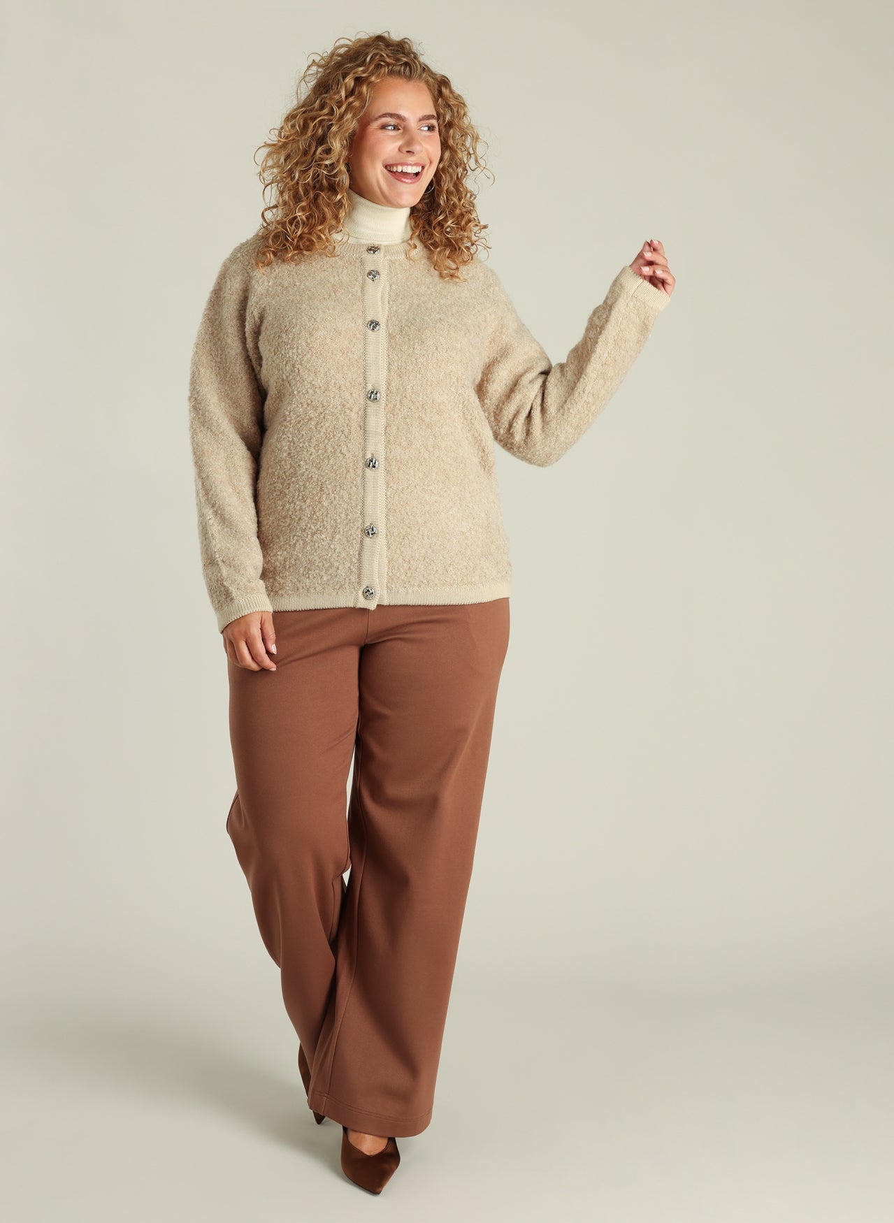 Yest Curve - Genny hneppt peysa