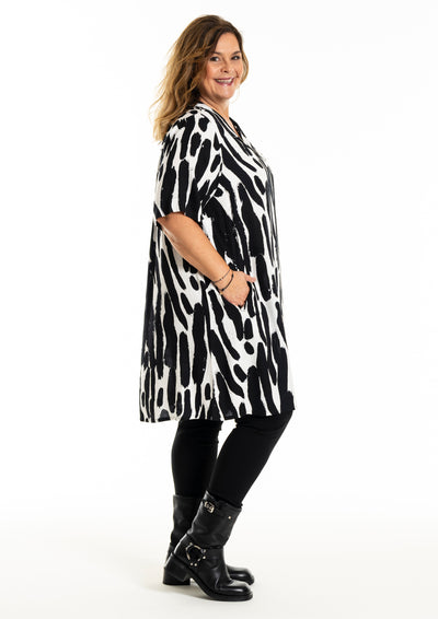 Gozzip - Mette mynstruð tunika