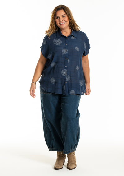 Gozzip - Kaisa mynstruð blússa