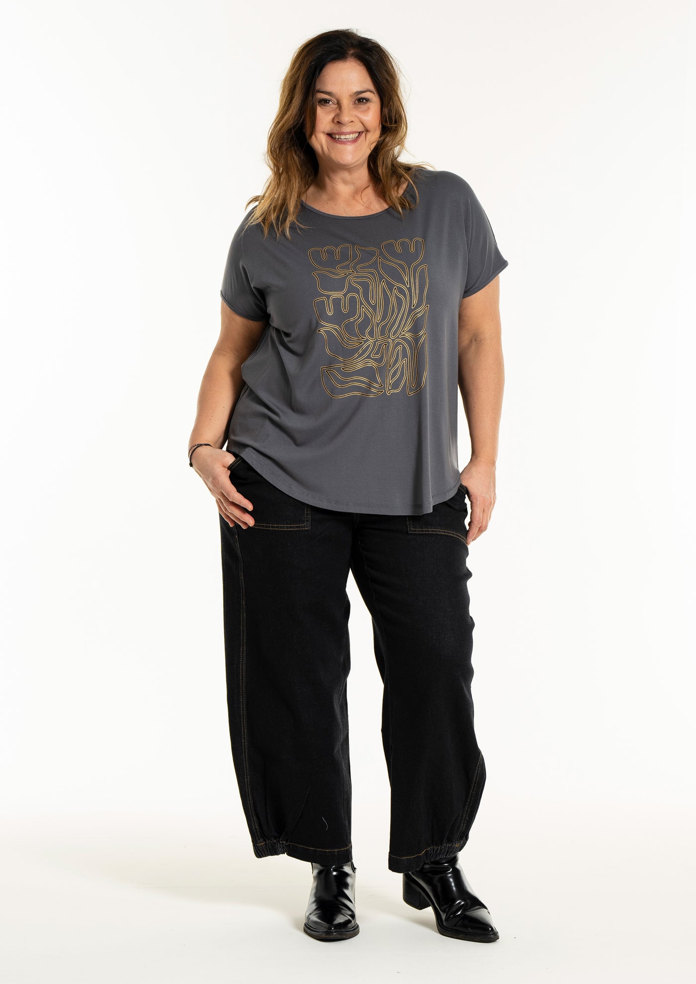 Gozzip - Gitte stuttermabolur með abstrakt blómamynstri