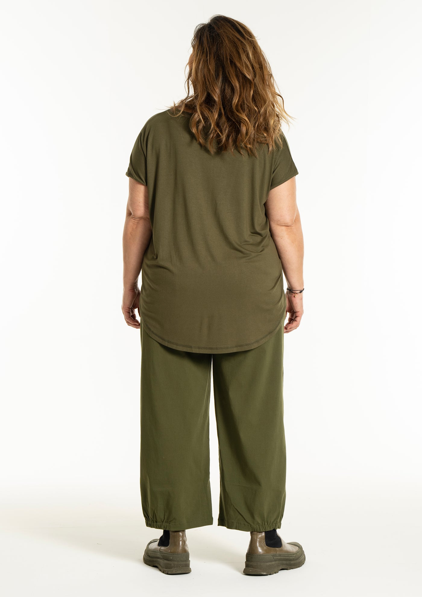 Gozzip - Gitte stuttermabolur með abstrakt blómamynstri