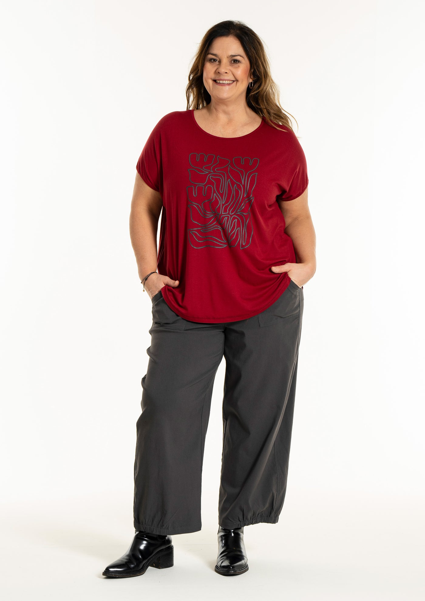 Gozzip - Gitte stuttermabolur með abstrakt blómamynstri