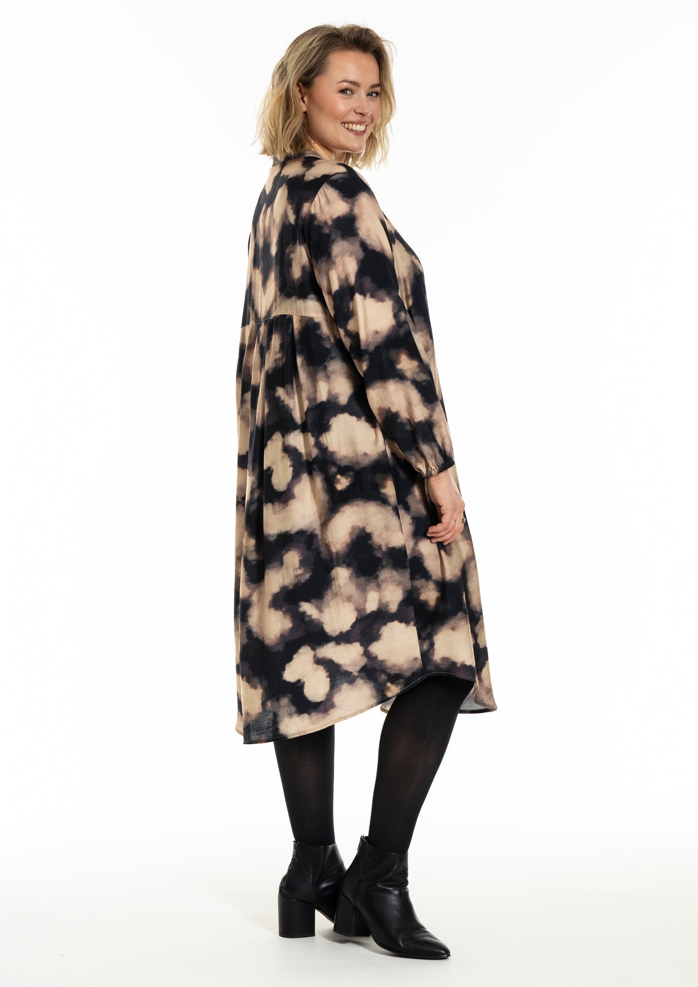 Gozzip - Anja mynstraður kjóll