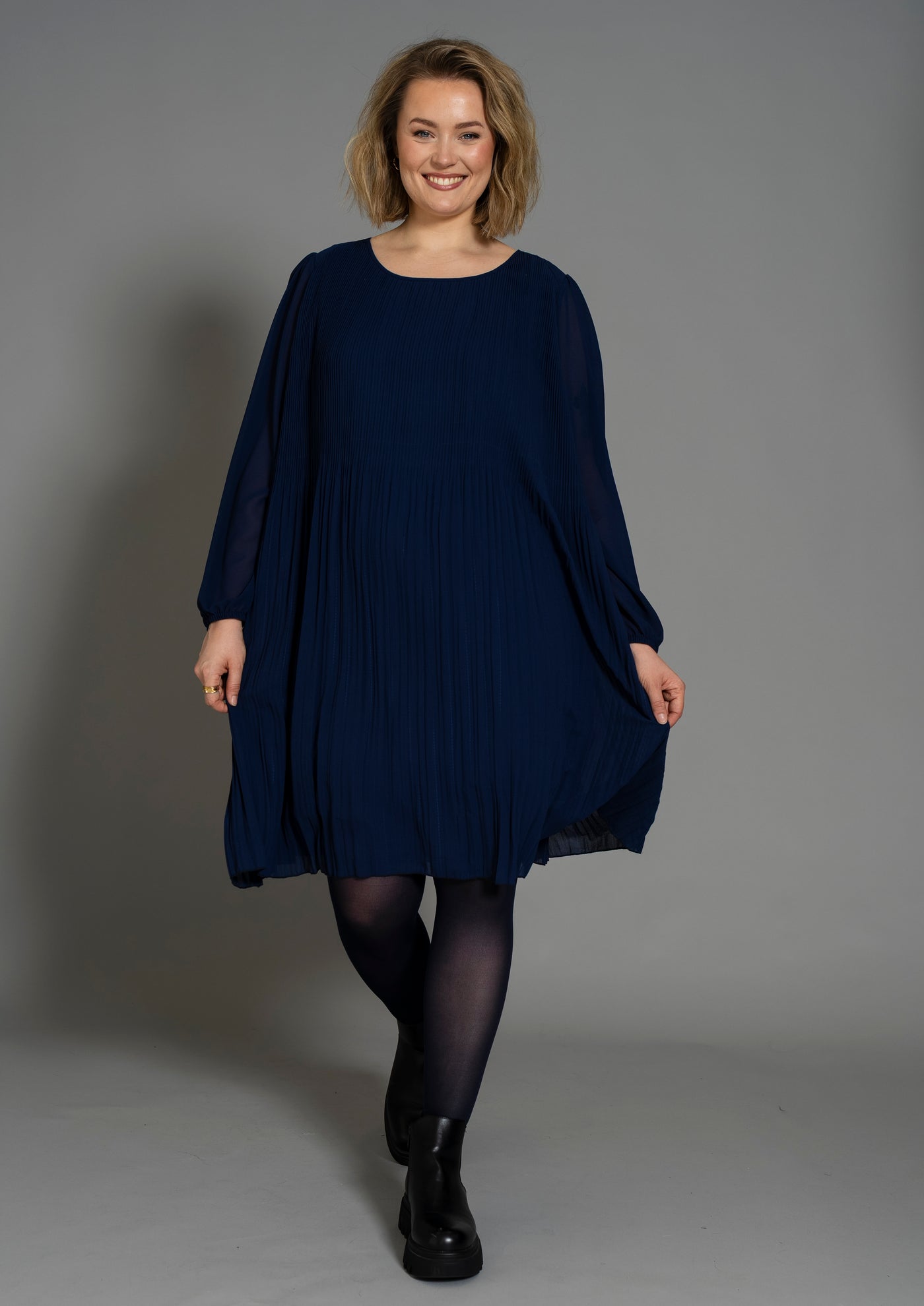 Gozzip - Benedikte plíseraður kjóll