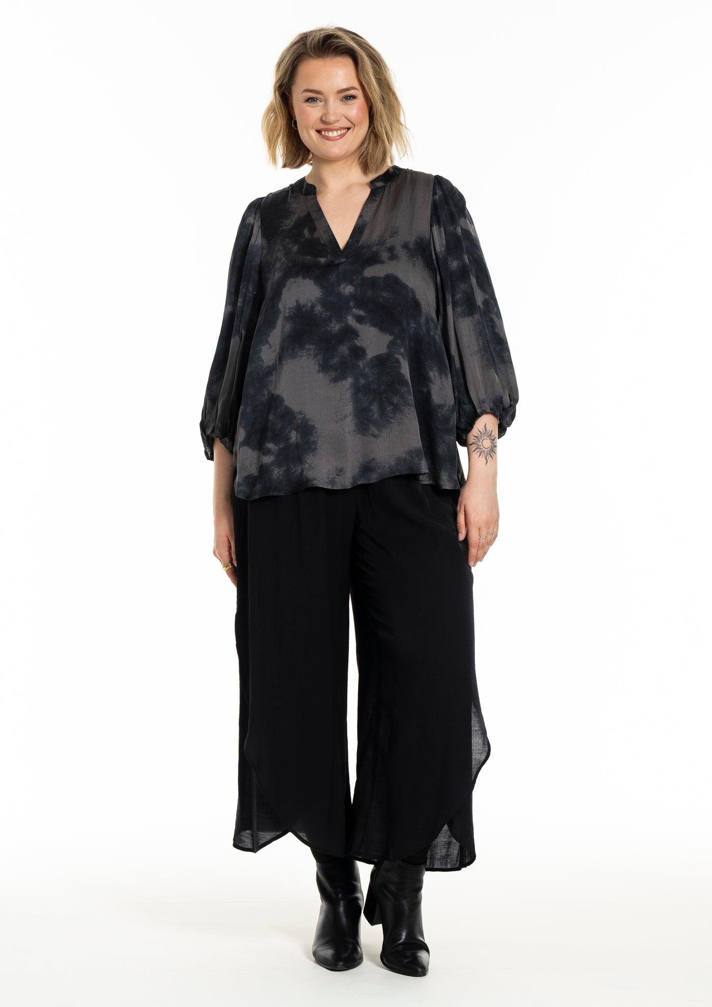 Gozzip - Kamille mynstruð blússa