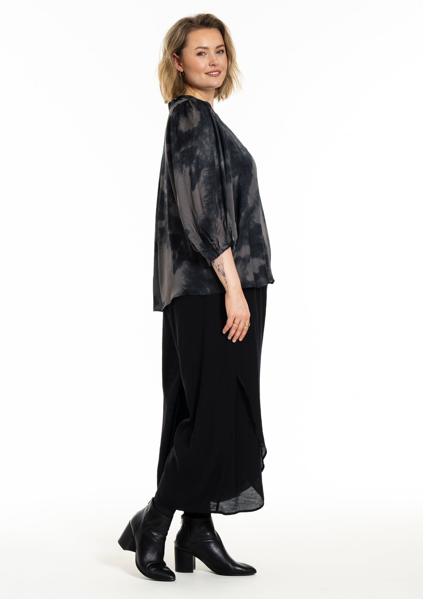 Gozzip - Kamille mynstruð blússa