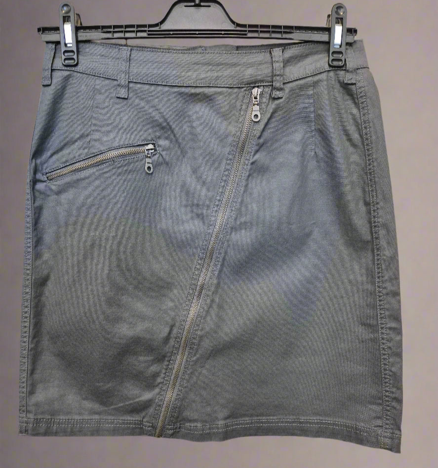 Ze-Ze -  Readi 795 pleðurpils