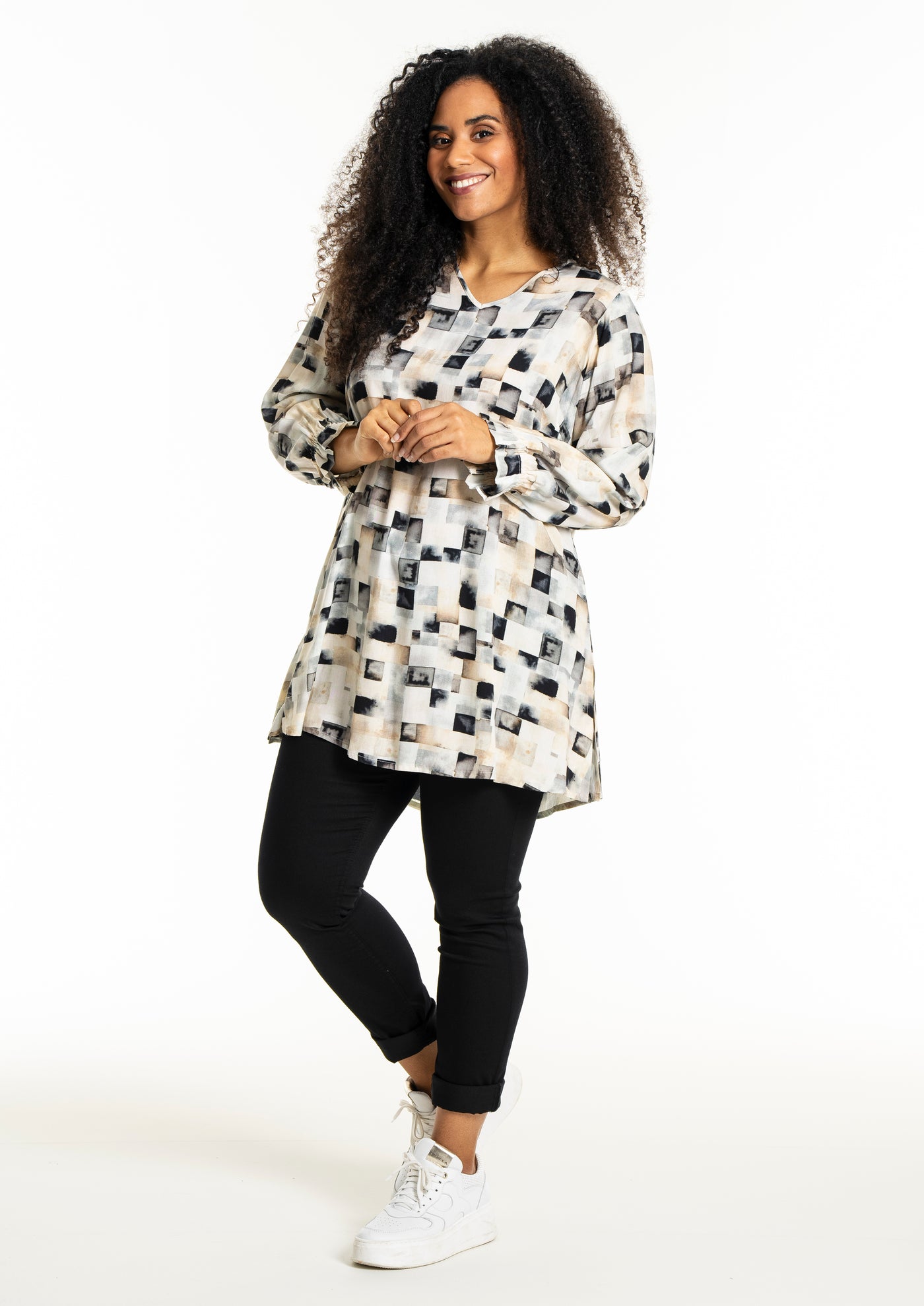 Studio - Tanja mynstruð tunika