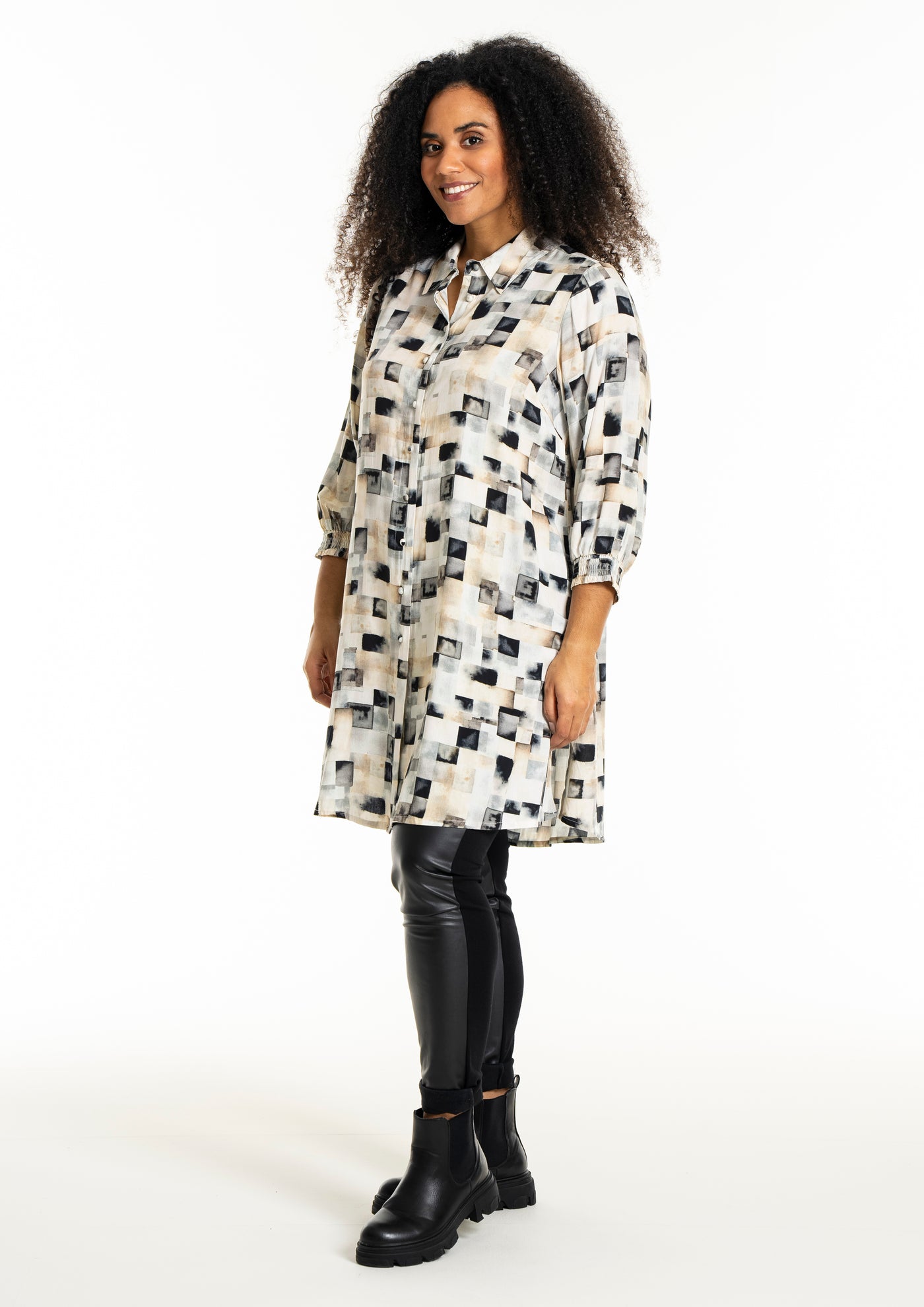 Studio - Emilie síð skyrta með mynstri