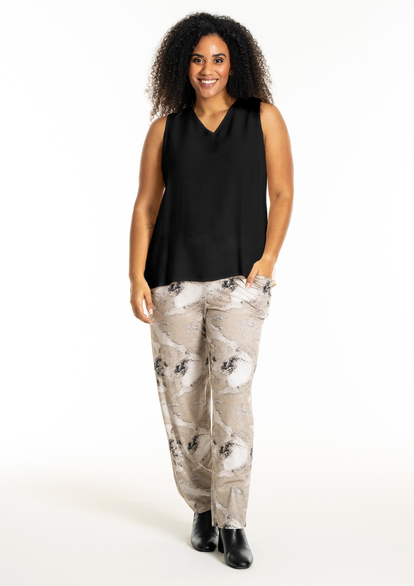 Studio - Joseline toppur