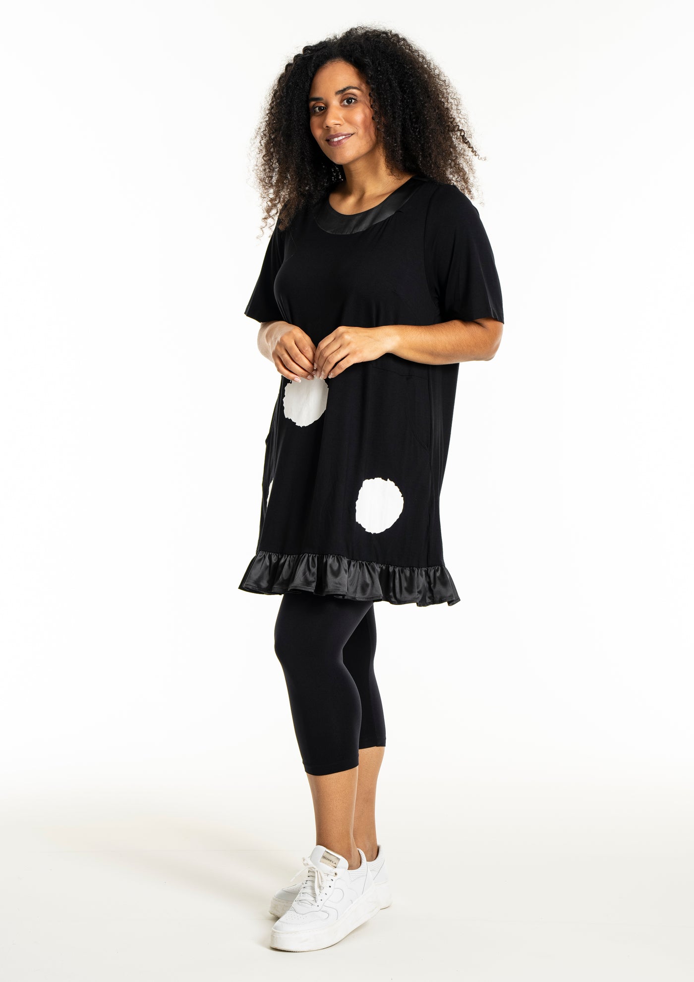 Studio - Lene tunika með doppum