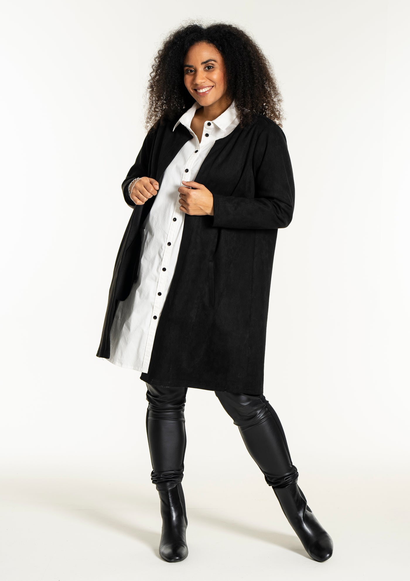 Studio - Neomi opin jakkapeysa