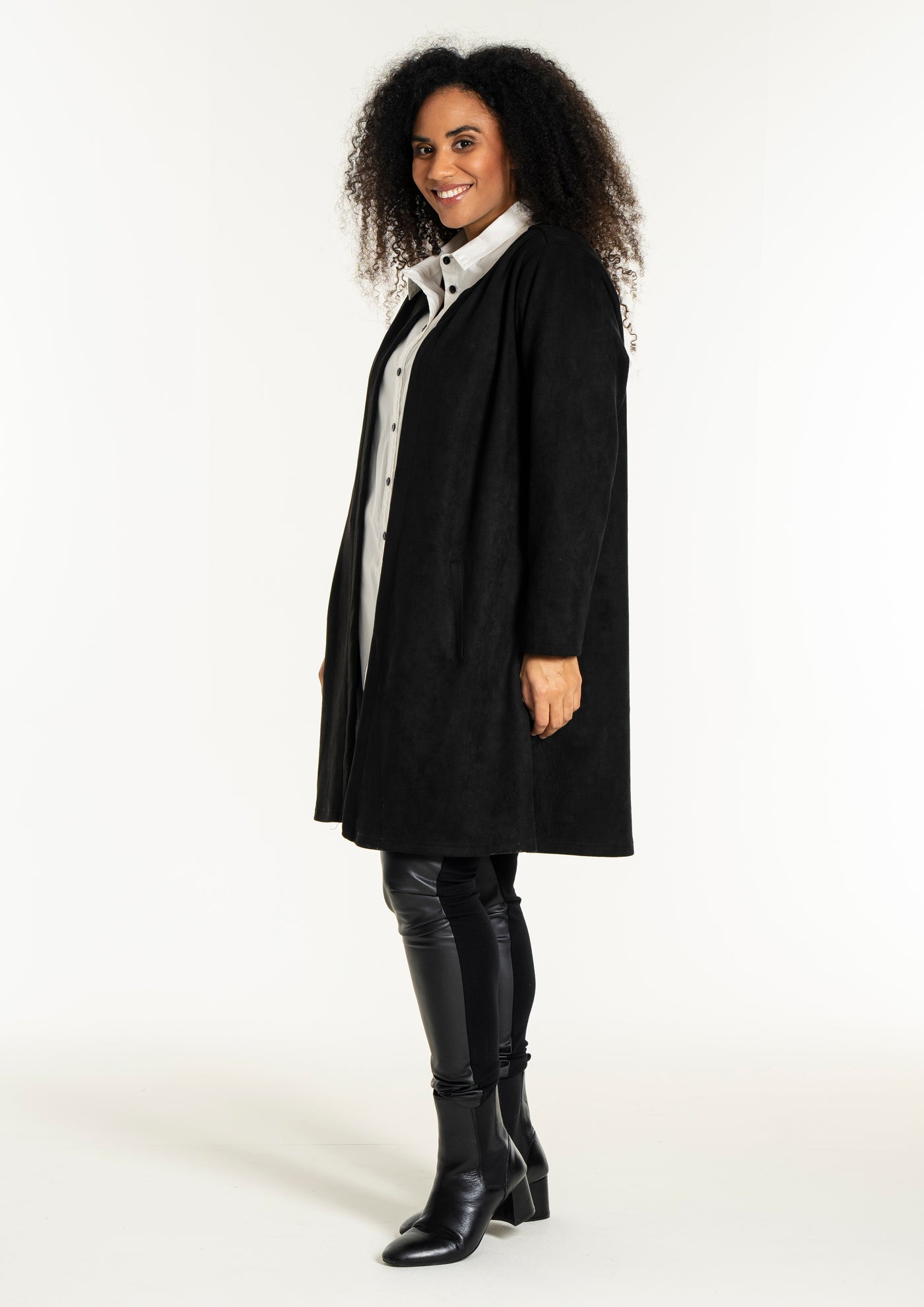 Studio - Neomi opin jakkapeysa