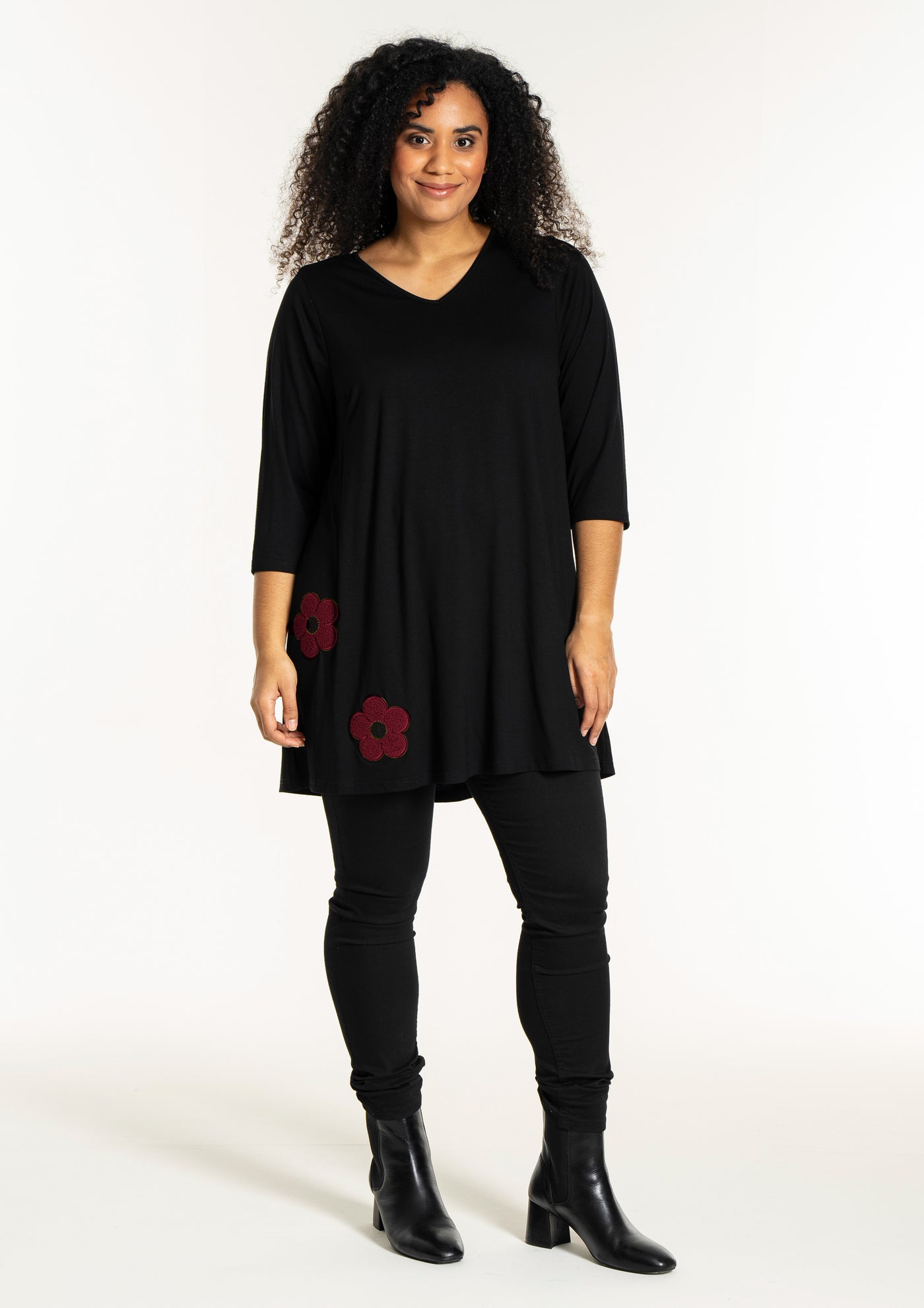 Studio - Ditte tunika með blómum