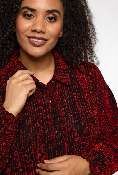 Studio - Emilie sparileg síð skyrta með glimmer áferð