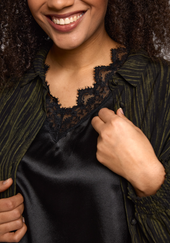 Studio - Ingrid toppur með blúndu