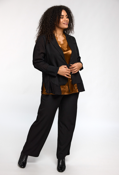 Studio - Ingrid toppur með blúndu