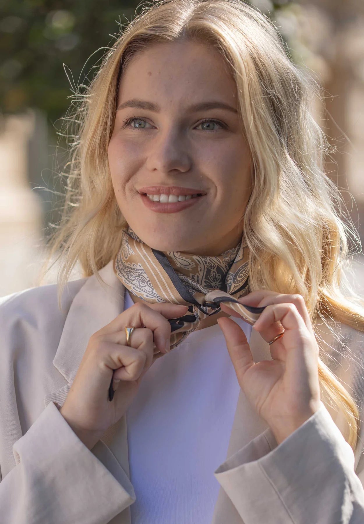 Lasessor - Tilda silkiklútur með paisley mynstri