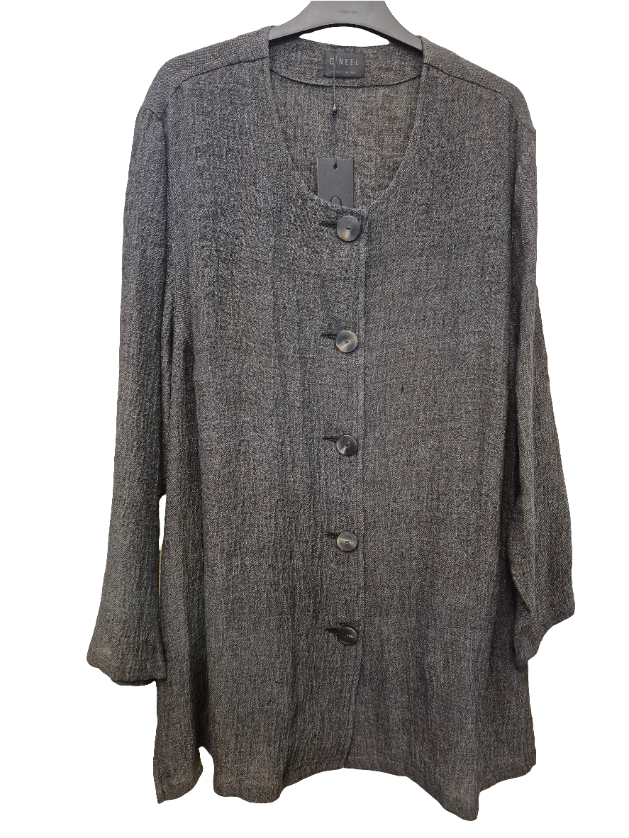 Q'neel- Tianna hör jakkapeysa