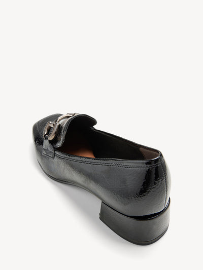 Tamaris - Leður mokkasínur með hæl og metal skrauti