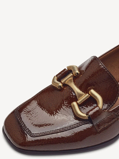 Tamaris - Leður mokkasínur með hæl og metal skrauti