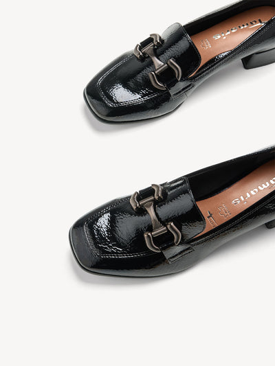 Tamaris - Leður mokkasínur með hæl og metal skrauti