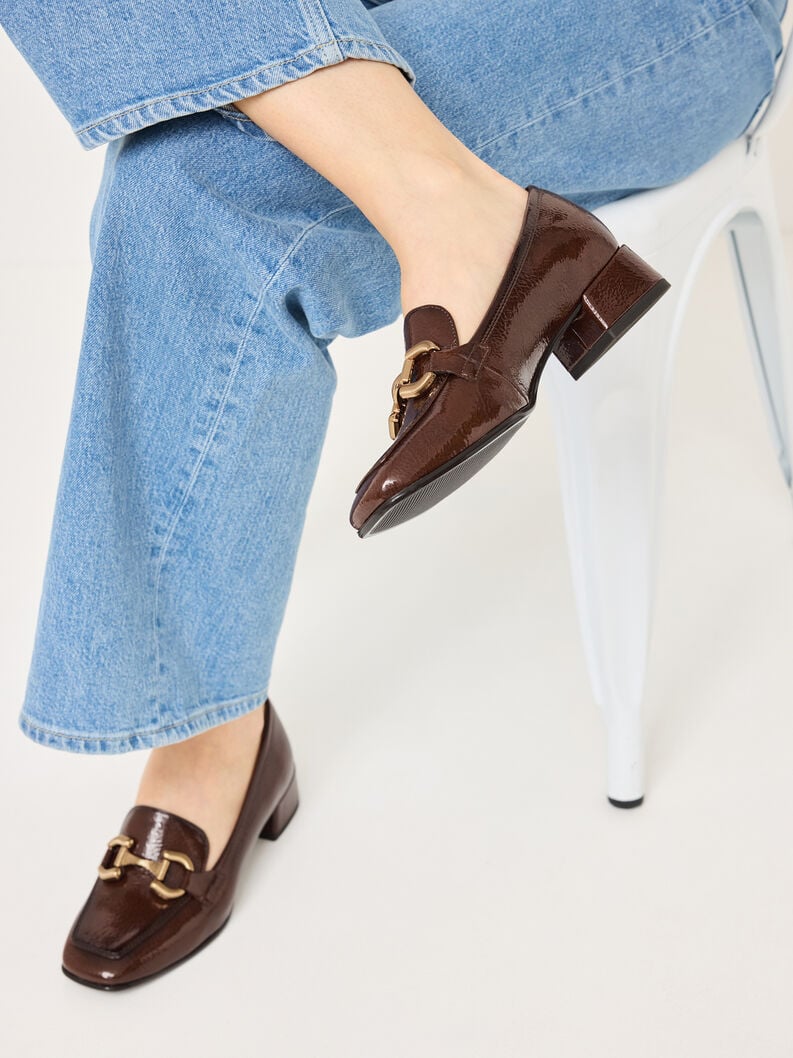 Tamaris - Leður mokkasínur með hæl og metal skrauti