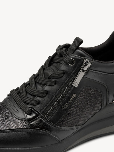 Tamaris - strigaskór með upphækkun og bling