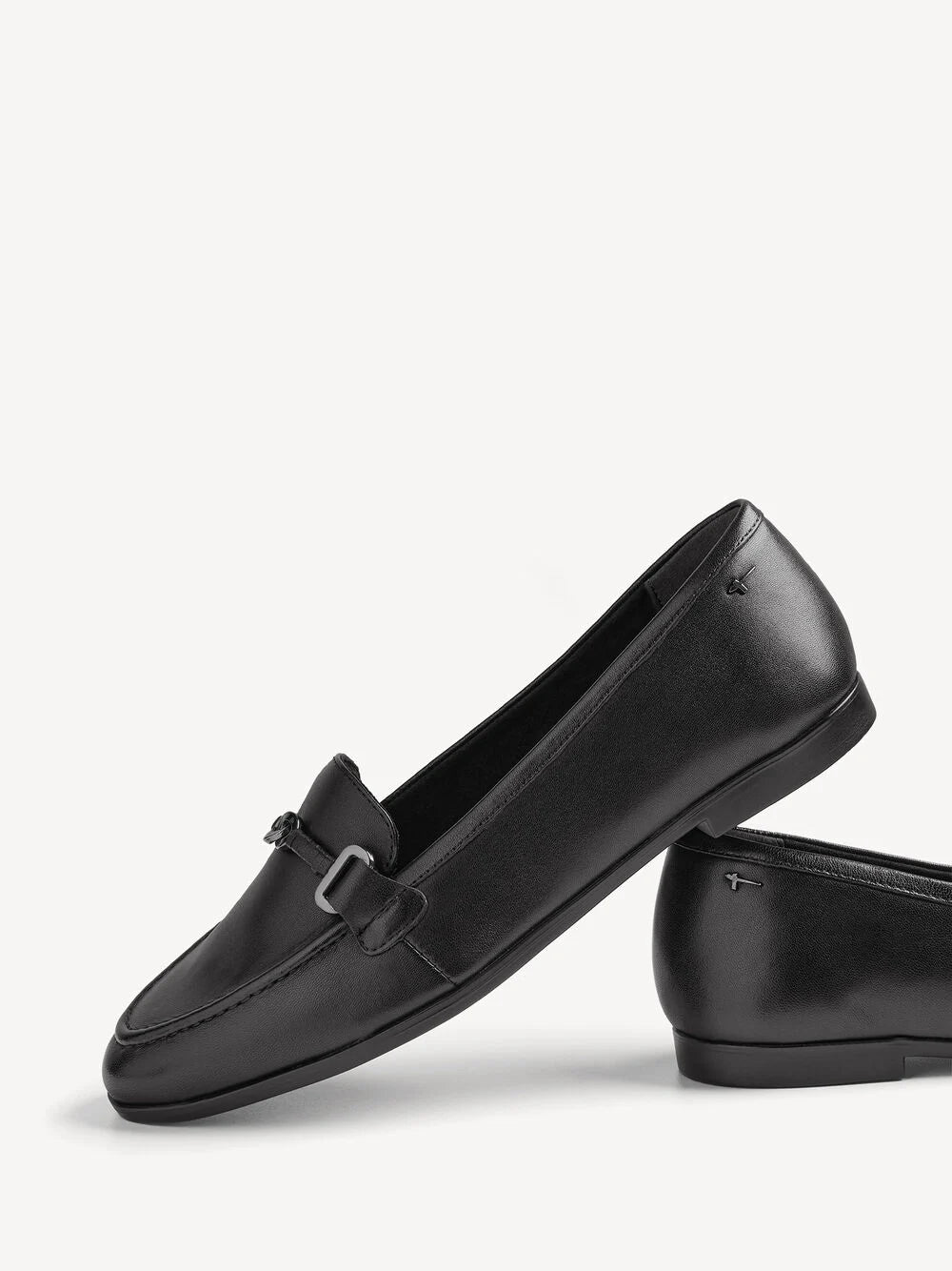 Tamaris - Leður mokkasínur með skrauti