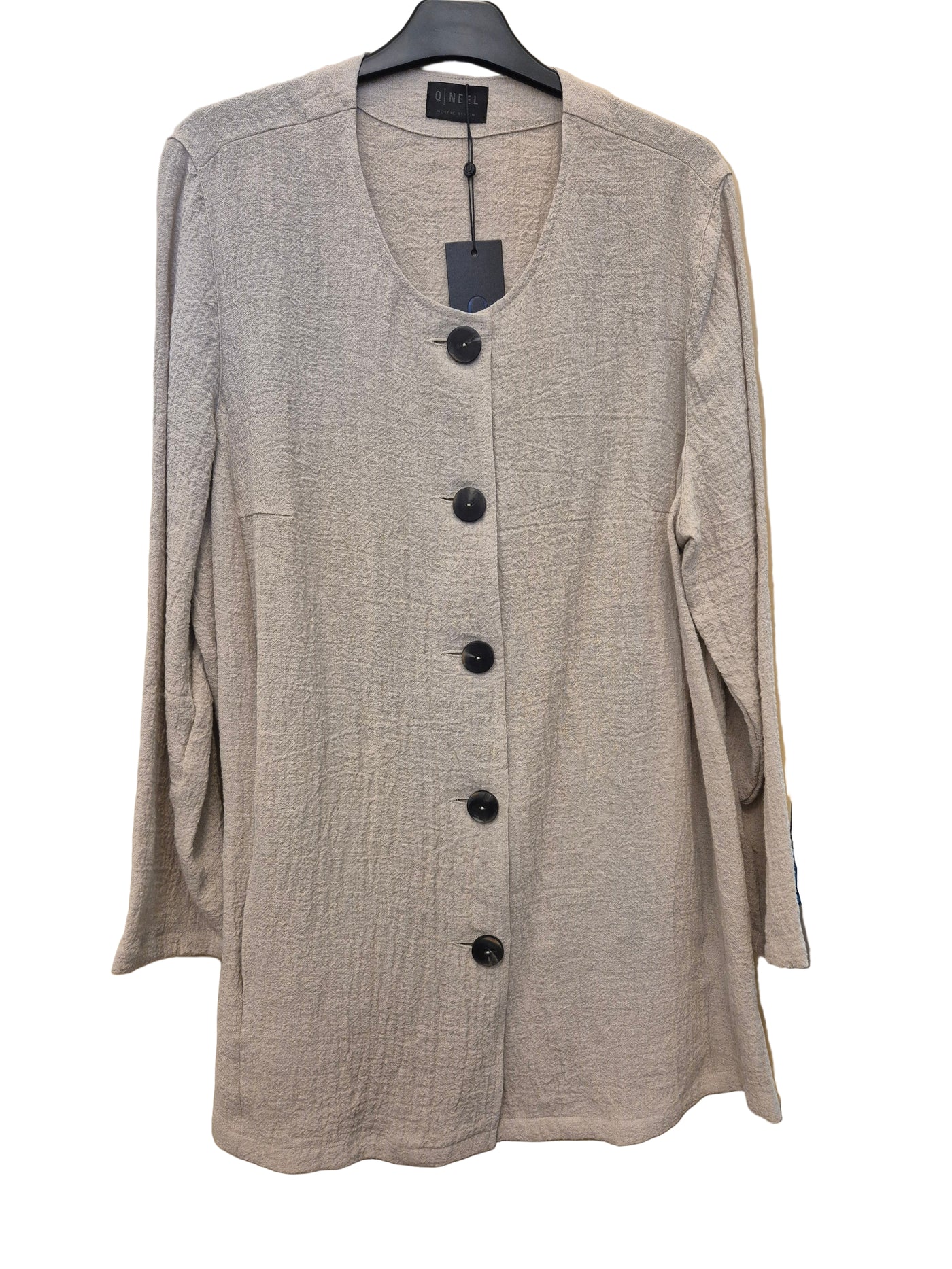 Q'neel- Tianna hör jakkapeysa