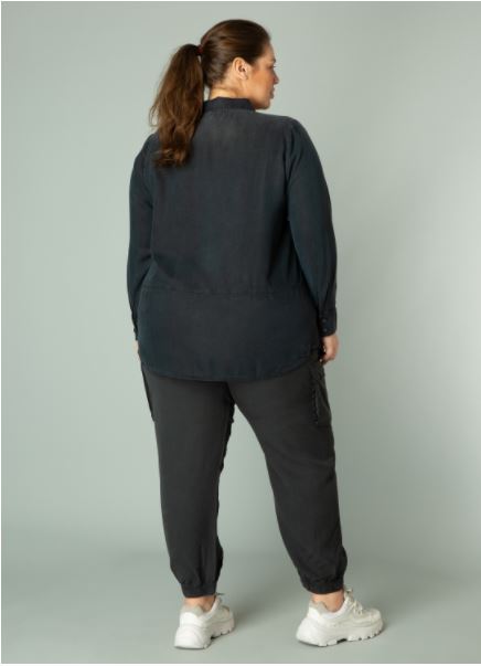 YestA - Harper gallaskyrta